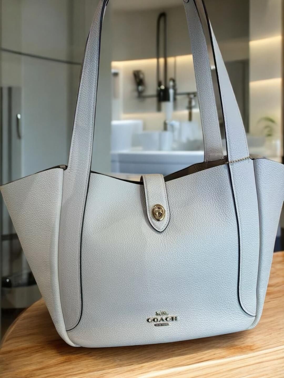 Co ach 四月新品｜CAL17 Hadley托特包
