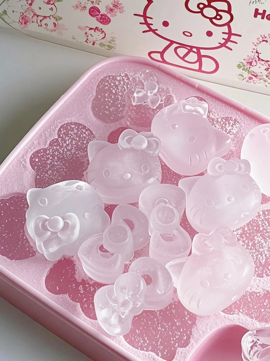 HELLO KITTY 製冰盒四件套