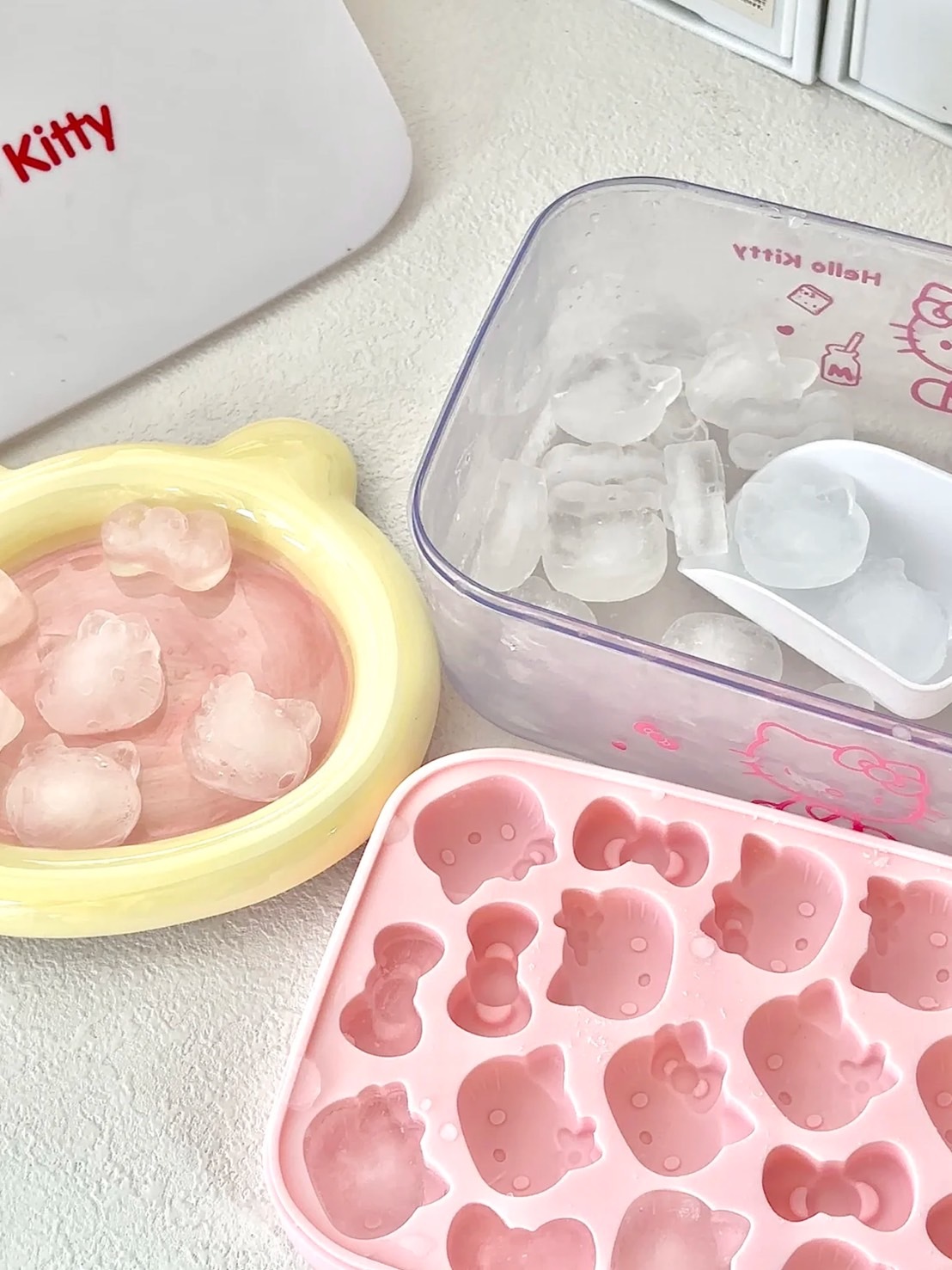 HELLO KITTY 製冰盒四件套