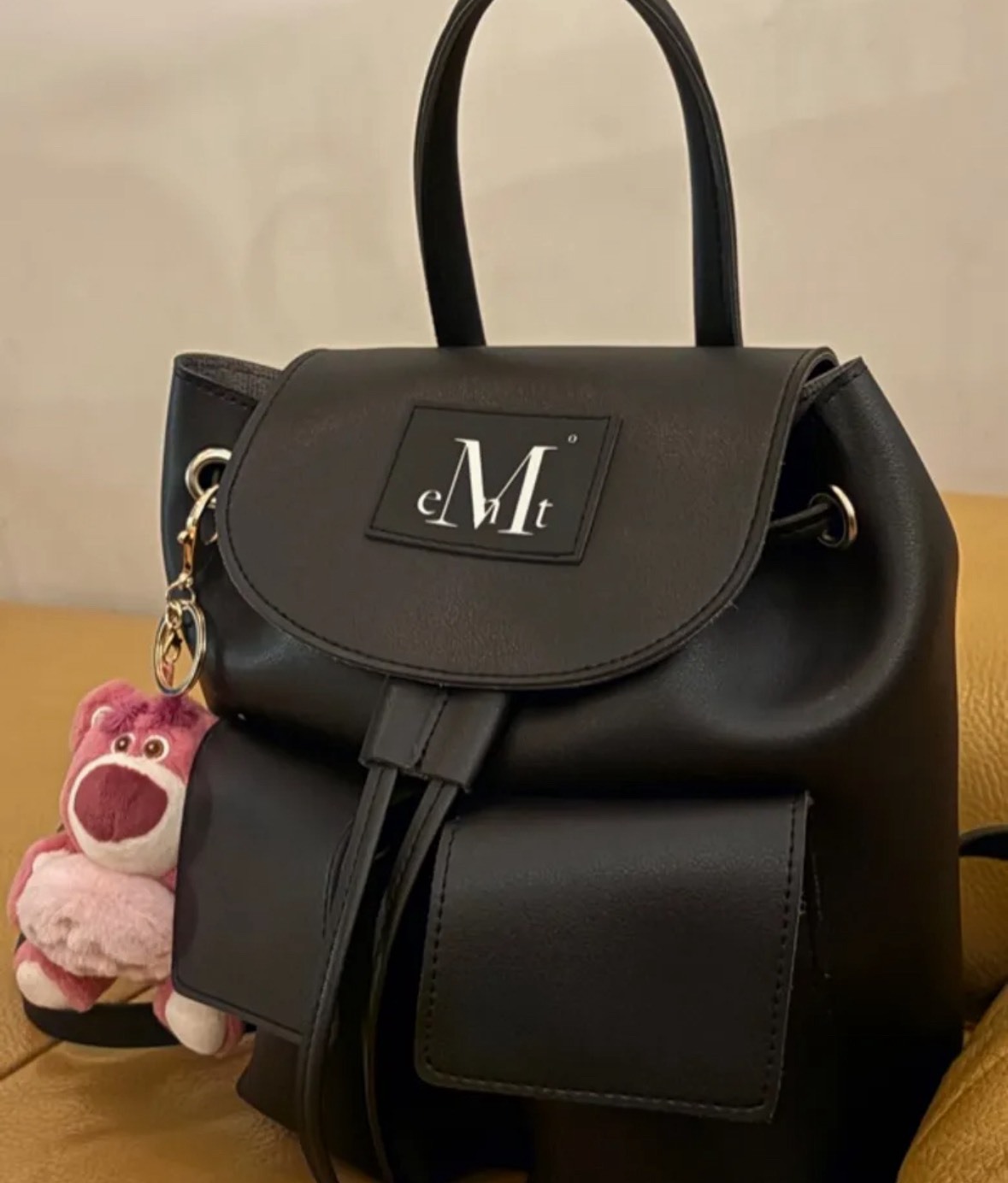 預購 MUCENT AREN TWO POCKET LEATHER MINI BACKPACK UNISEX