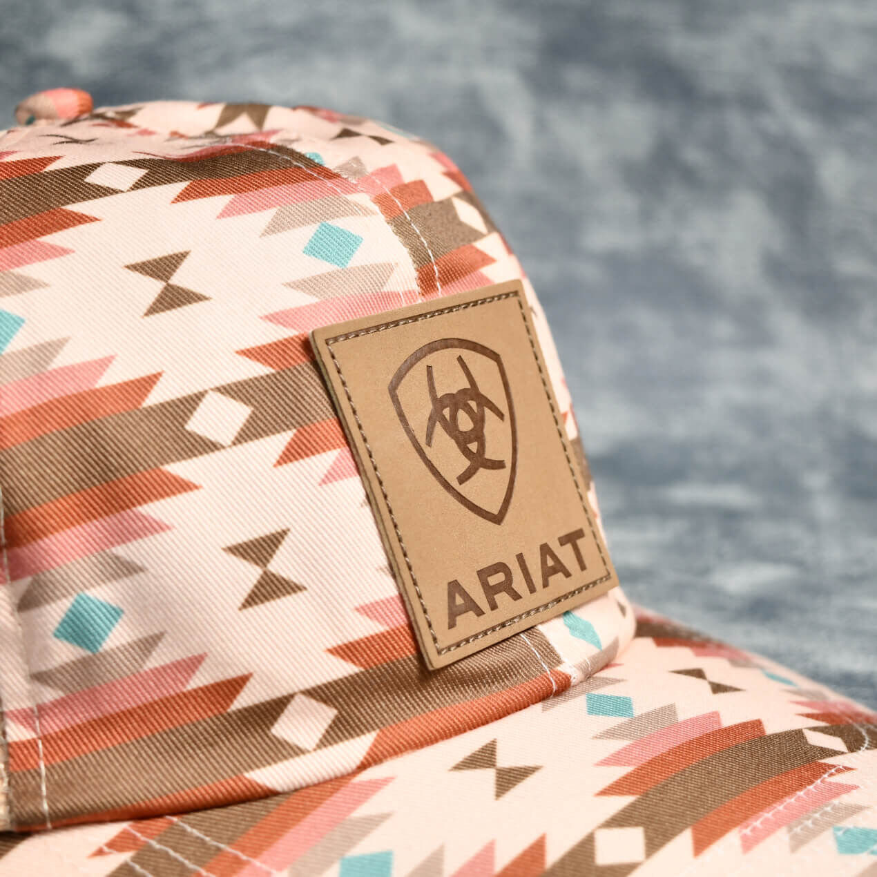 Ariat 女款 休閒帽/網帽/棒球帽 - 幾何圖形