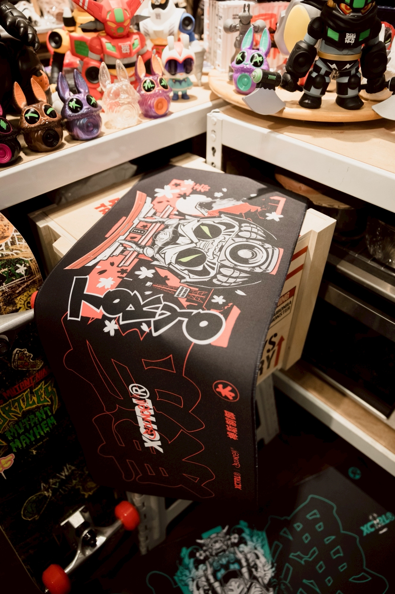 XCTRL® x BOUNCE  東京春達摩龍滑鼠桌墊