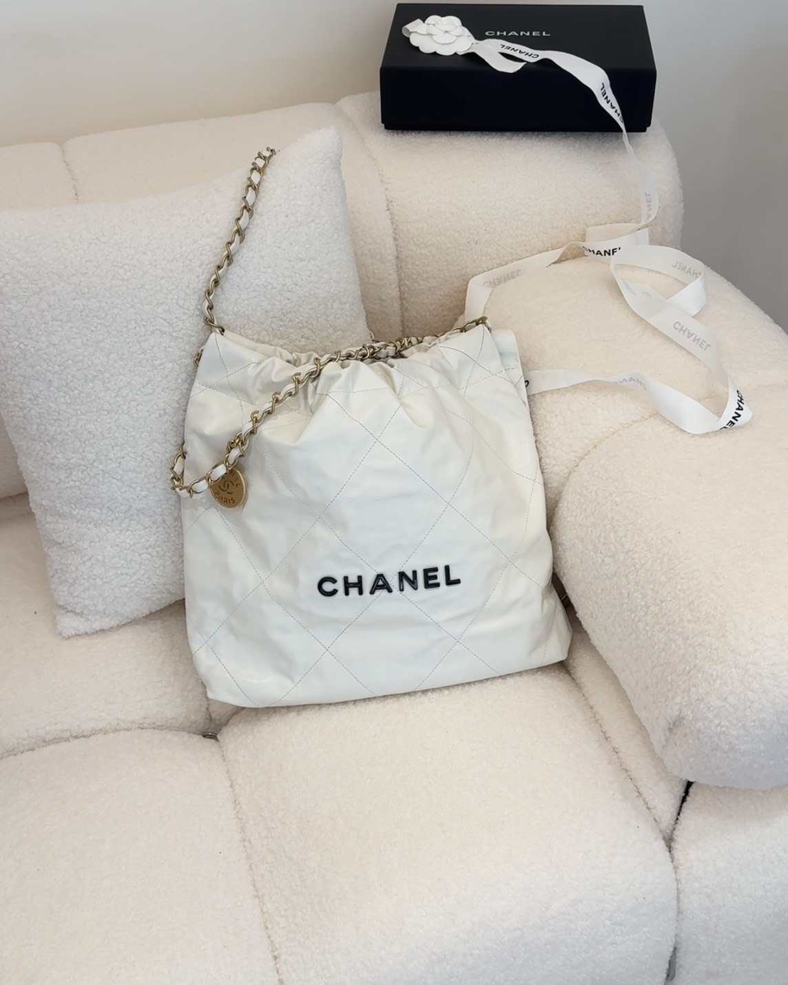 CHANEL｜22BAG 小號 白底黑字