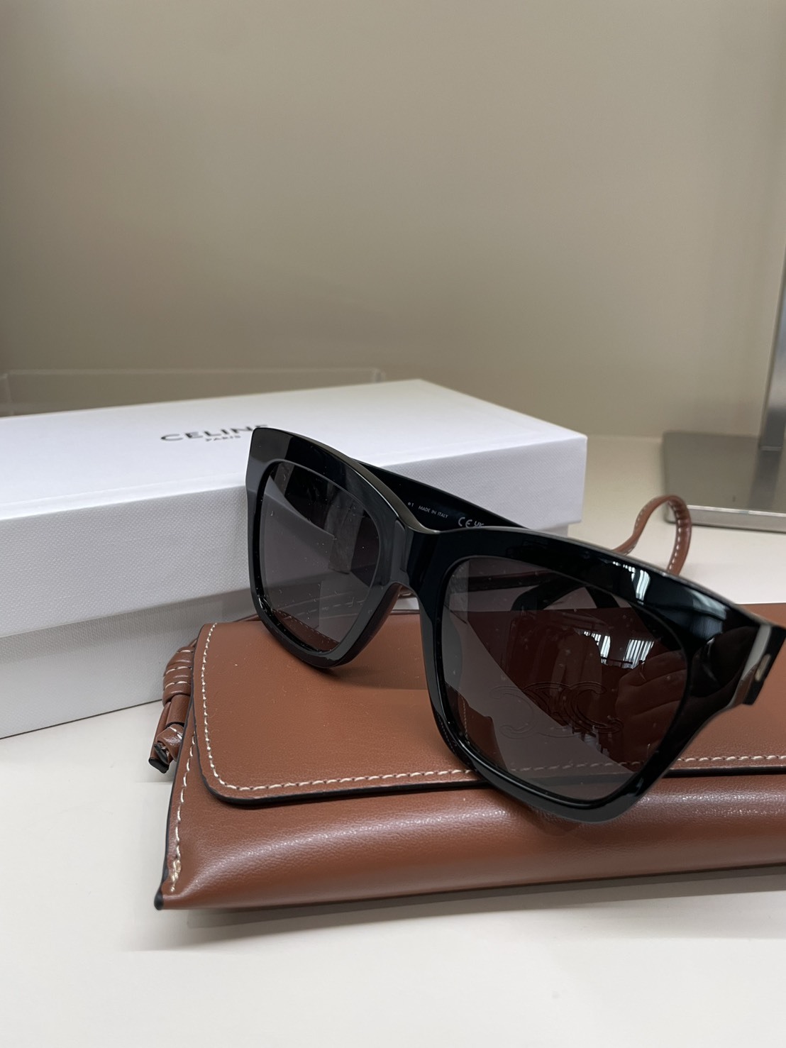 FH29 CELINE 黑色方形墨鏡 預購