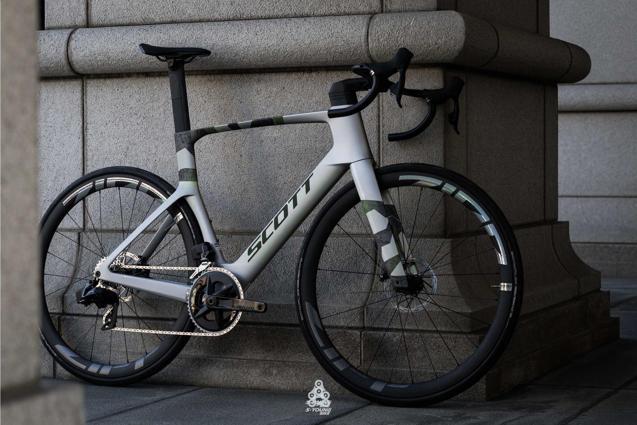 【SCOTT】 FOIL RC 30 成車 / Q36.5  彩霧銀