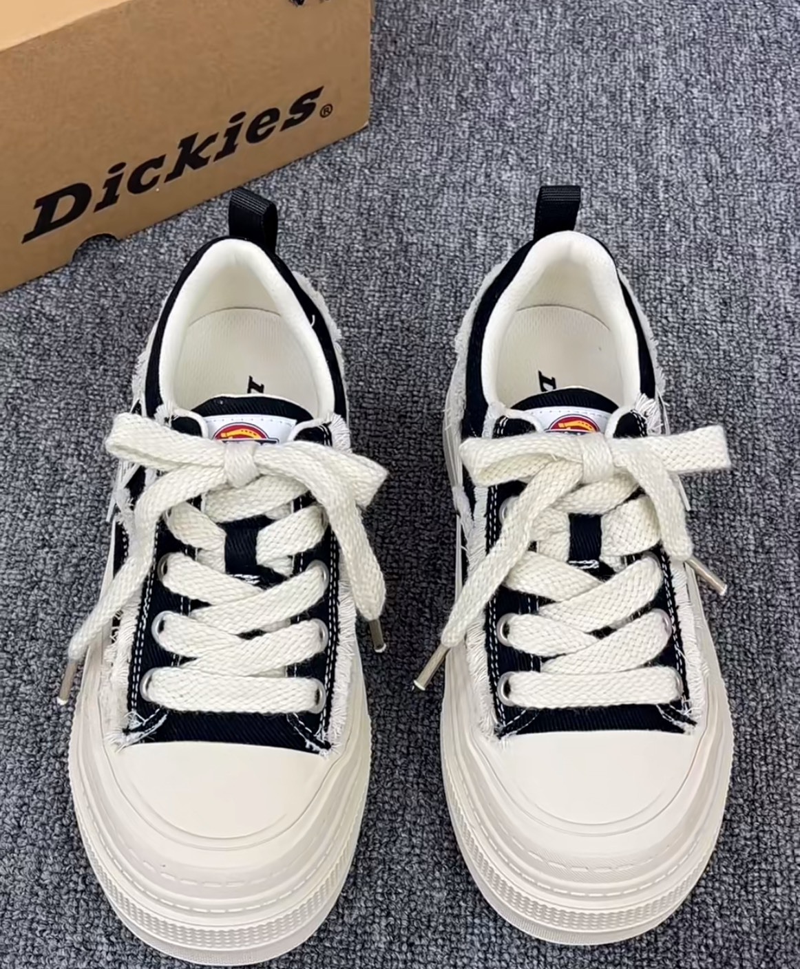 Dickies 厚底增高帆布板鞋（黑）