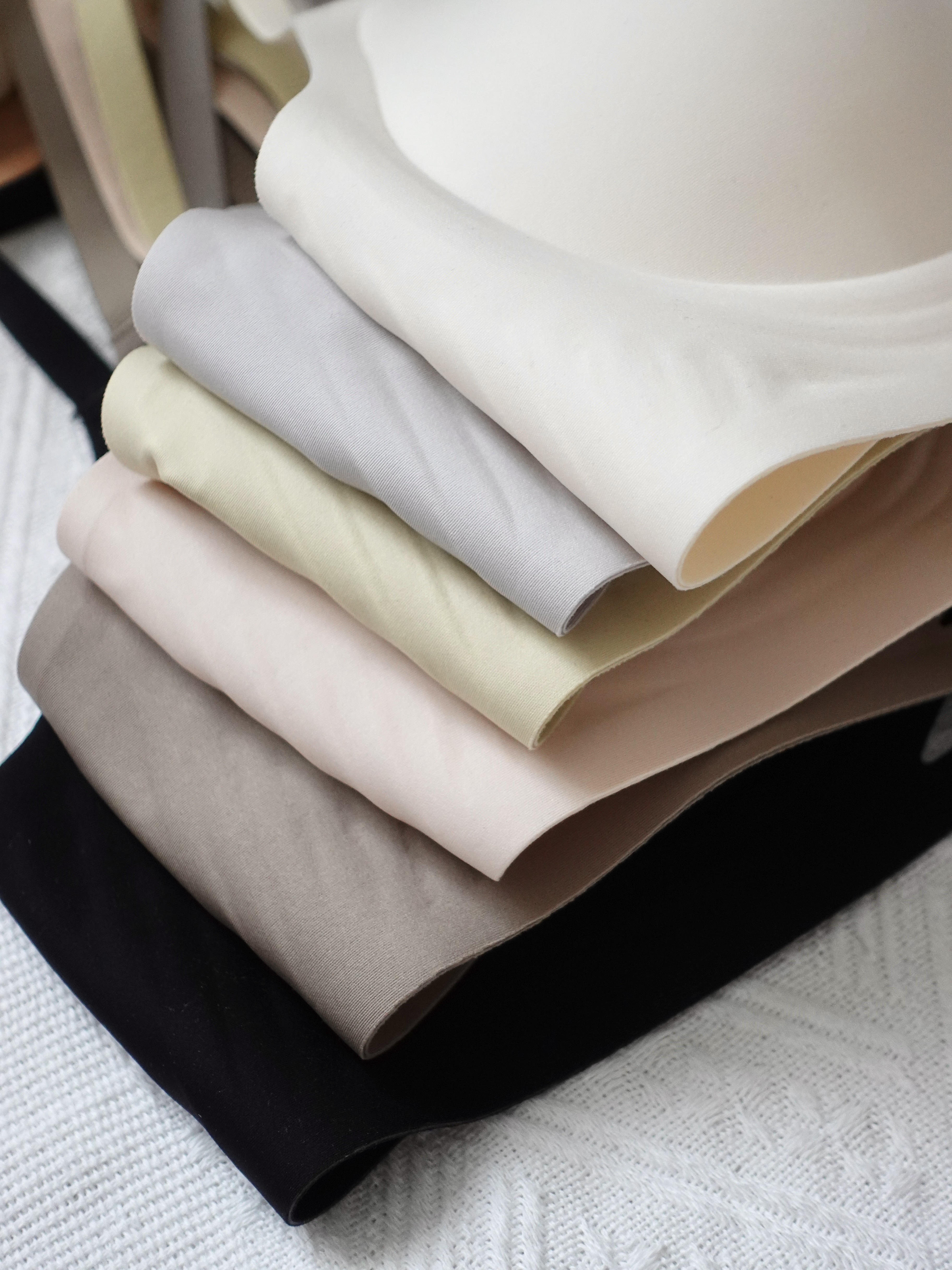 Serina Seamless Bra Grey- BR6GGRY