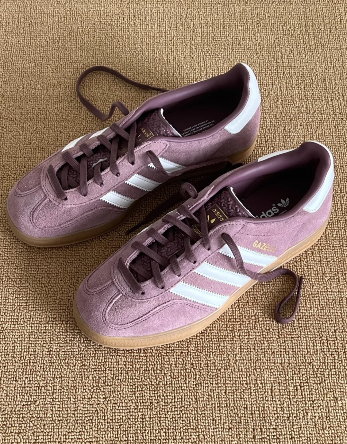 adidas GAZELLE 復古板鞋（紅棕）