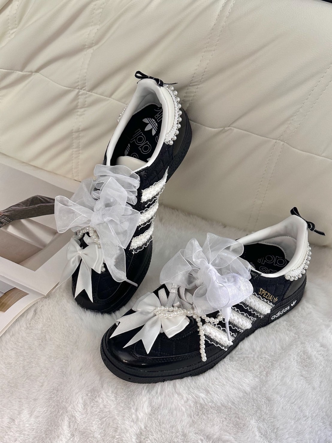 訂製款 ADIDAS ORIGINALS HANDBALL SPEZIAL 小香風蕾絲黑天鵝