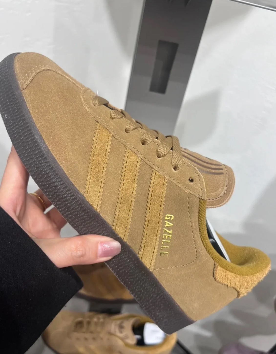 adidas GAZELLE 棕色復古板鞋