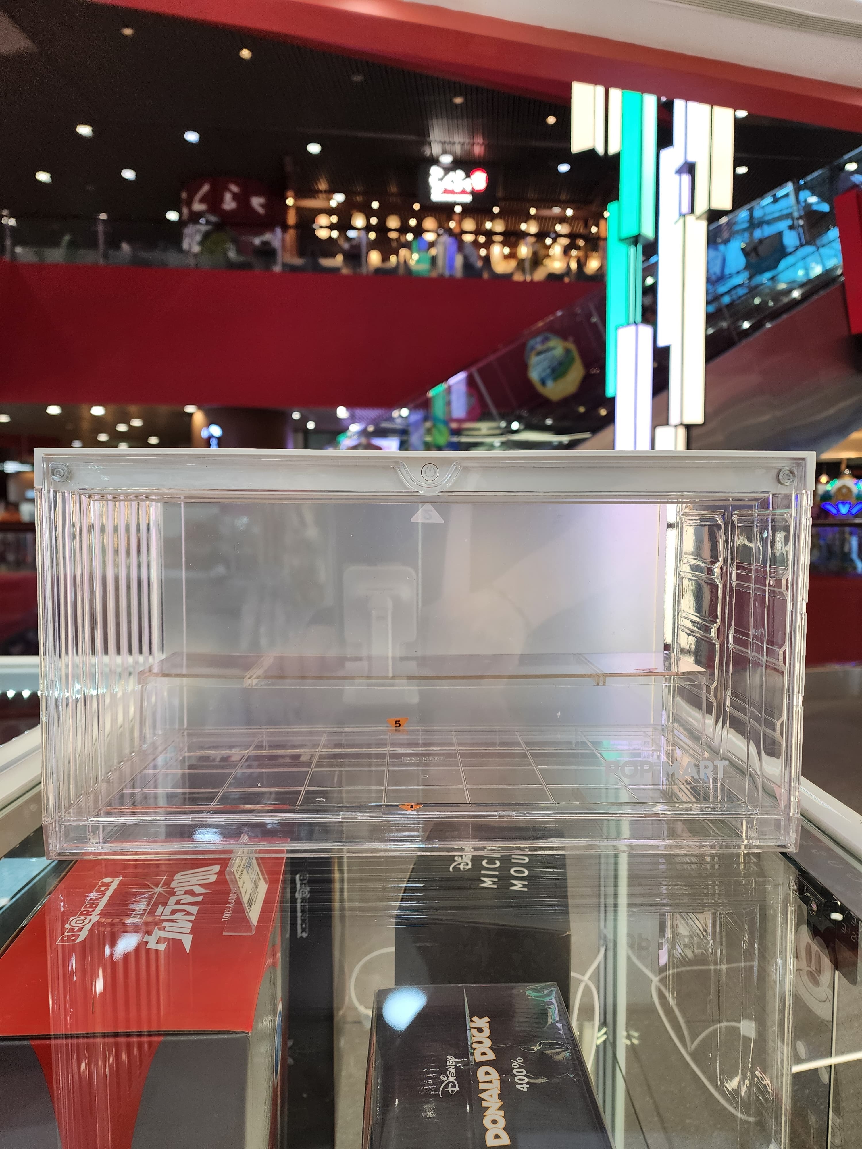 可拼插帶燈展示盒防塵收納盒 (POP MART)