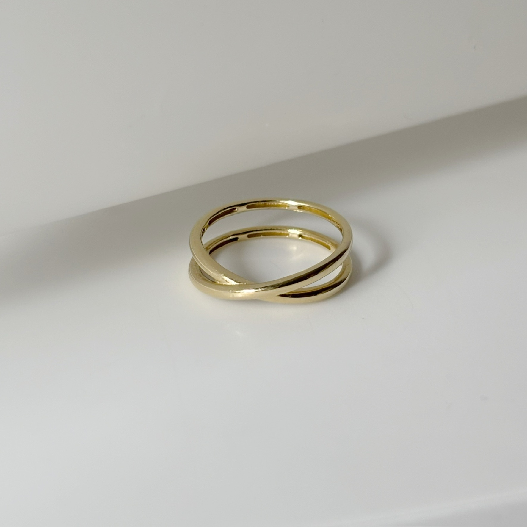 14K Glint Crossline戒指