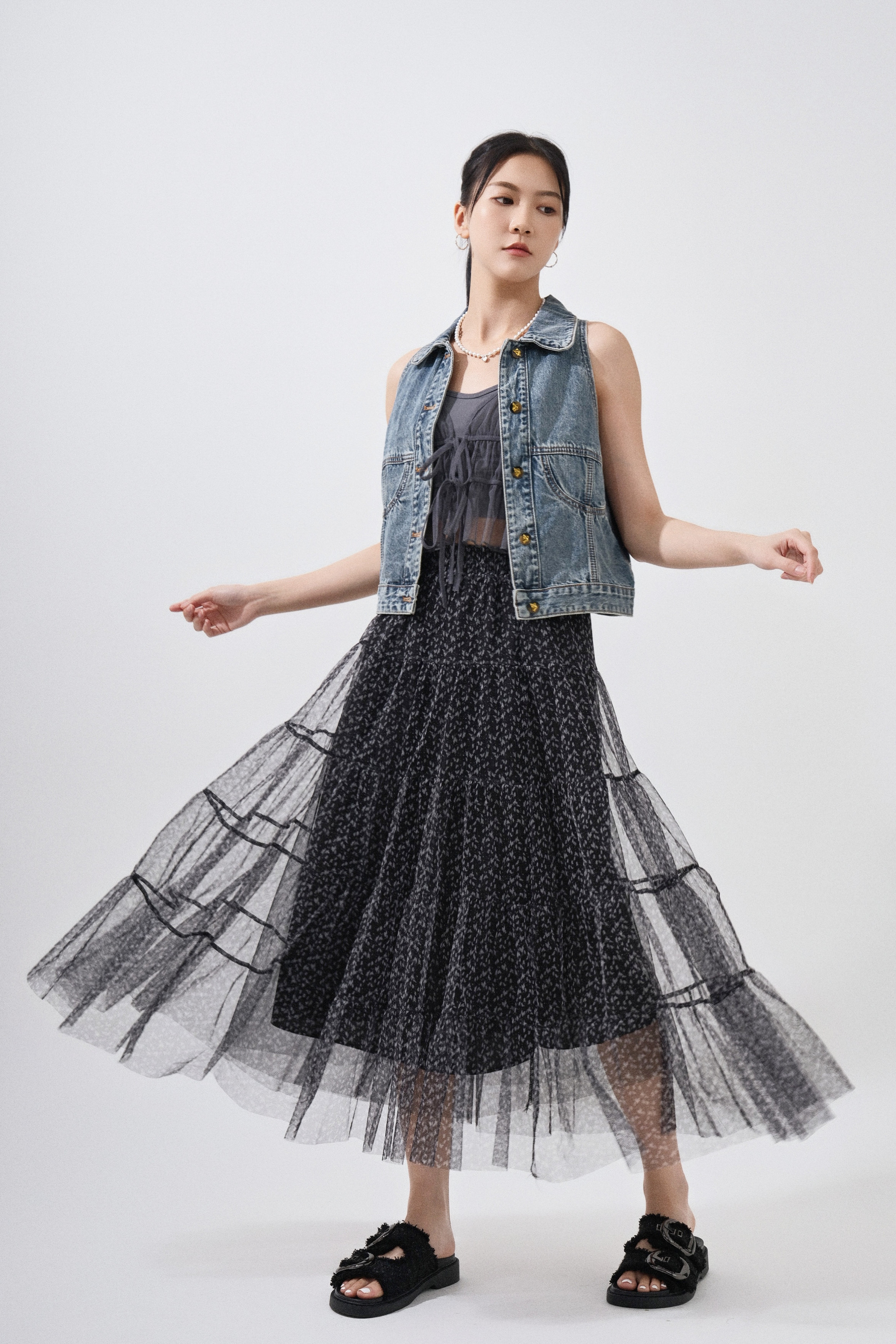 不規則點紋蛋糕網紗裙 (現貨款式）