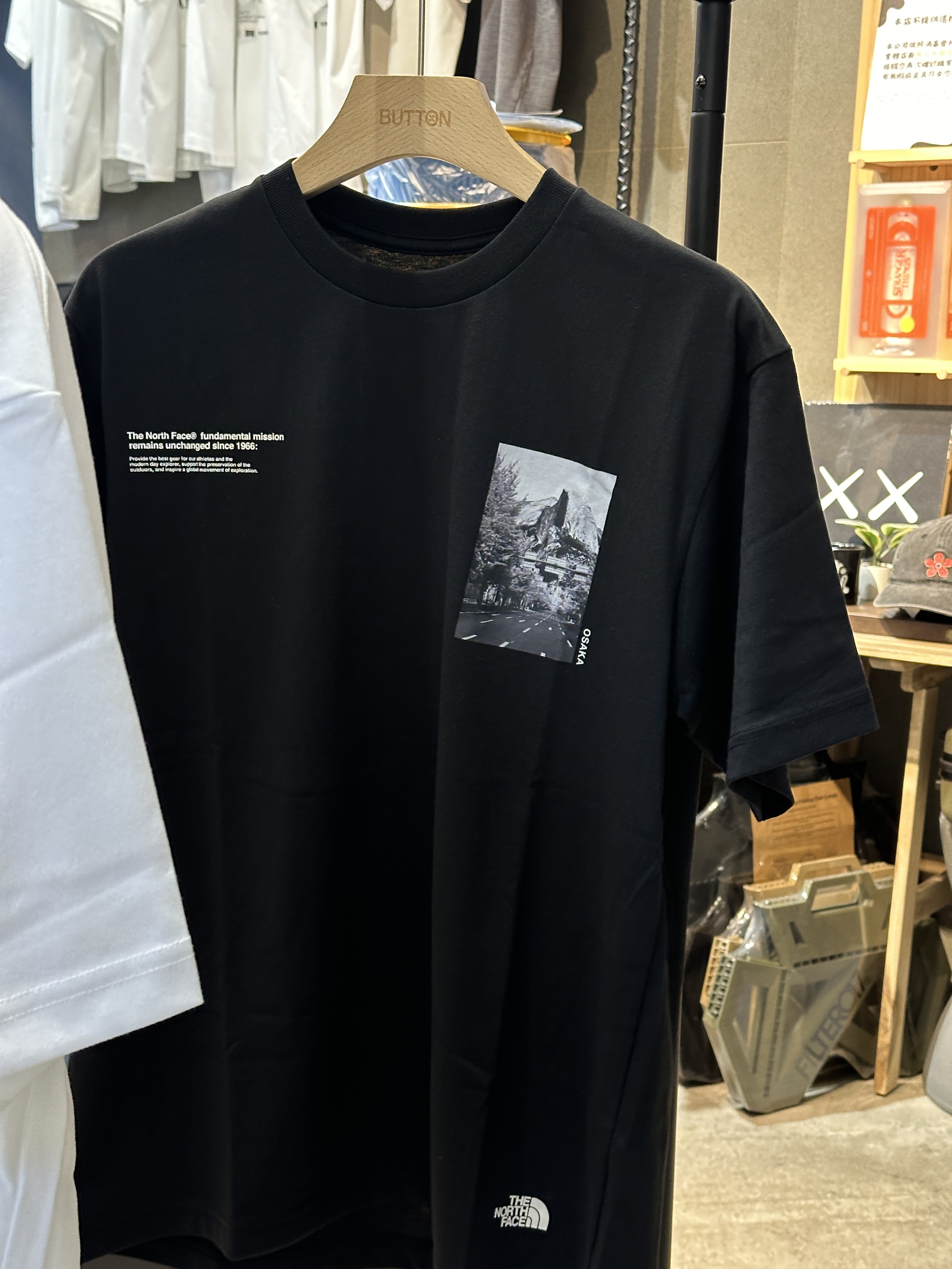 【現貨零碼折扣】The North Face 北臉 日本限定款 OSAKA 風景圖片 短tee NT12551