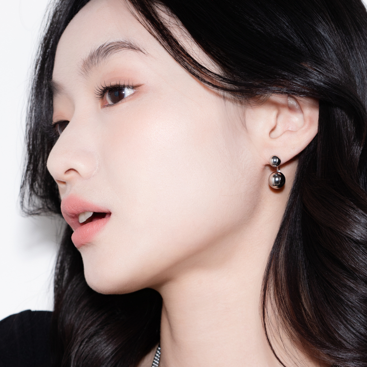 OUS Dual Orbs Earrings 不對稱球型耳環 銀