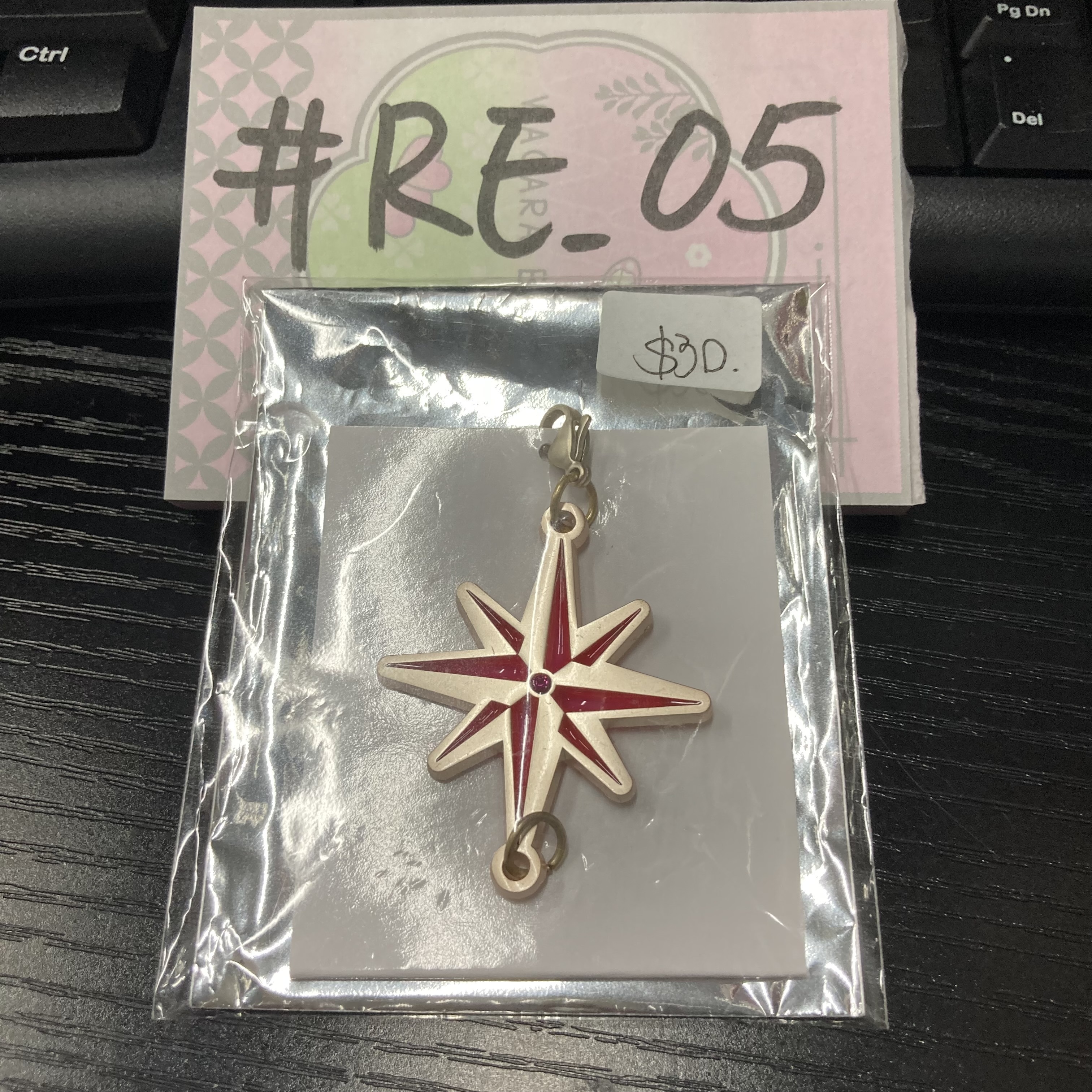 I7 百 掛件 #re_05