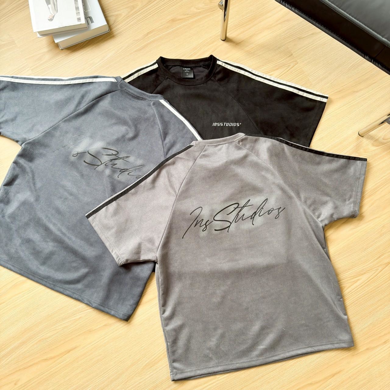 韓國短袖 刺繡INS噴漆短T 麂皮面料 18889