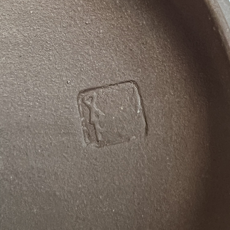 茶香自在】1980年代工工藝美術師范月紅石瓢壺宜興紫砂壺早期壺320 C.C.