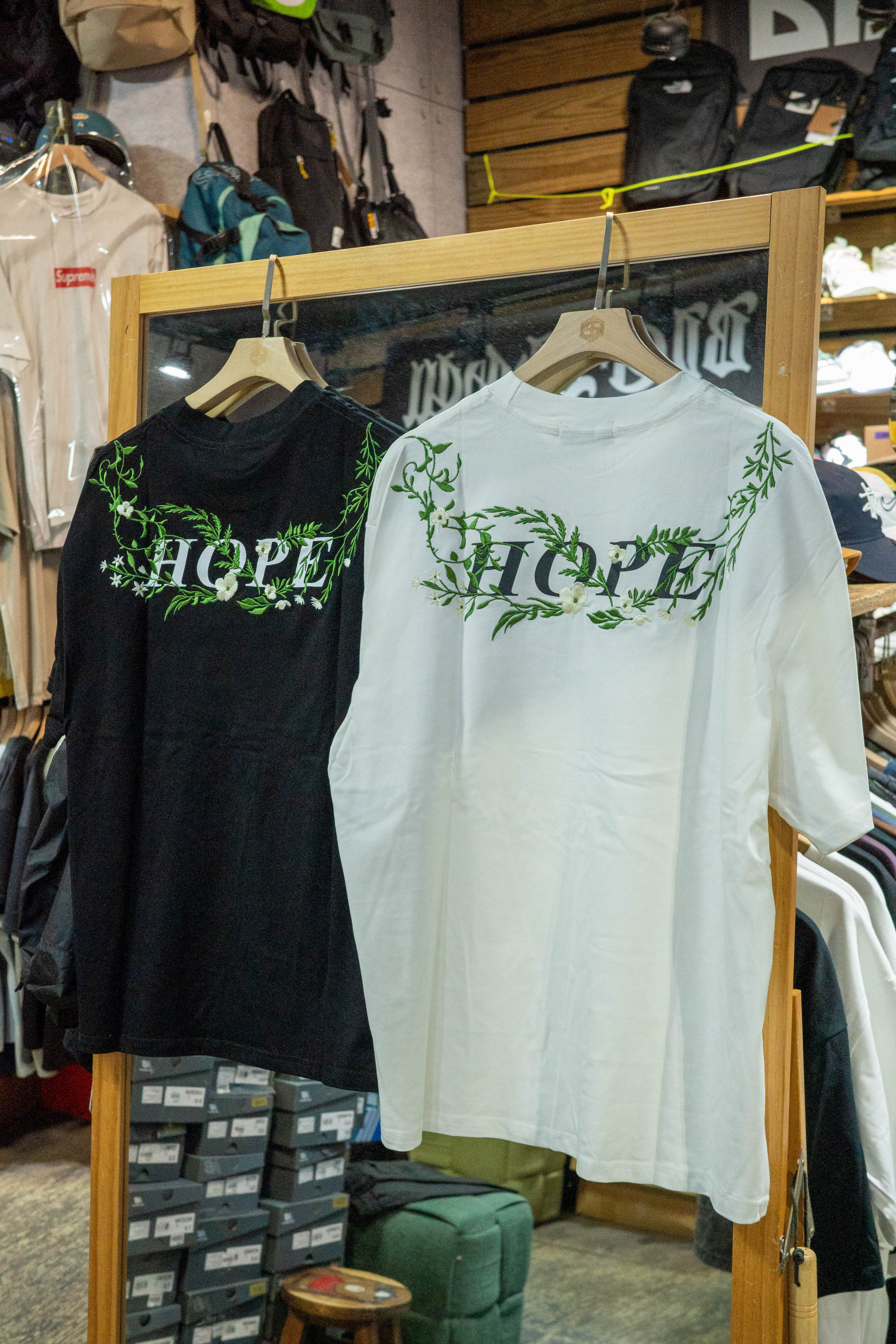 xy2554 gonow 樹枝花卉刺繡 重磅短t