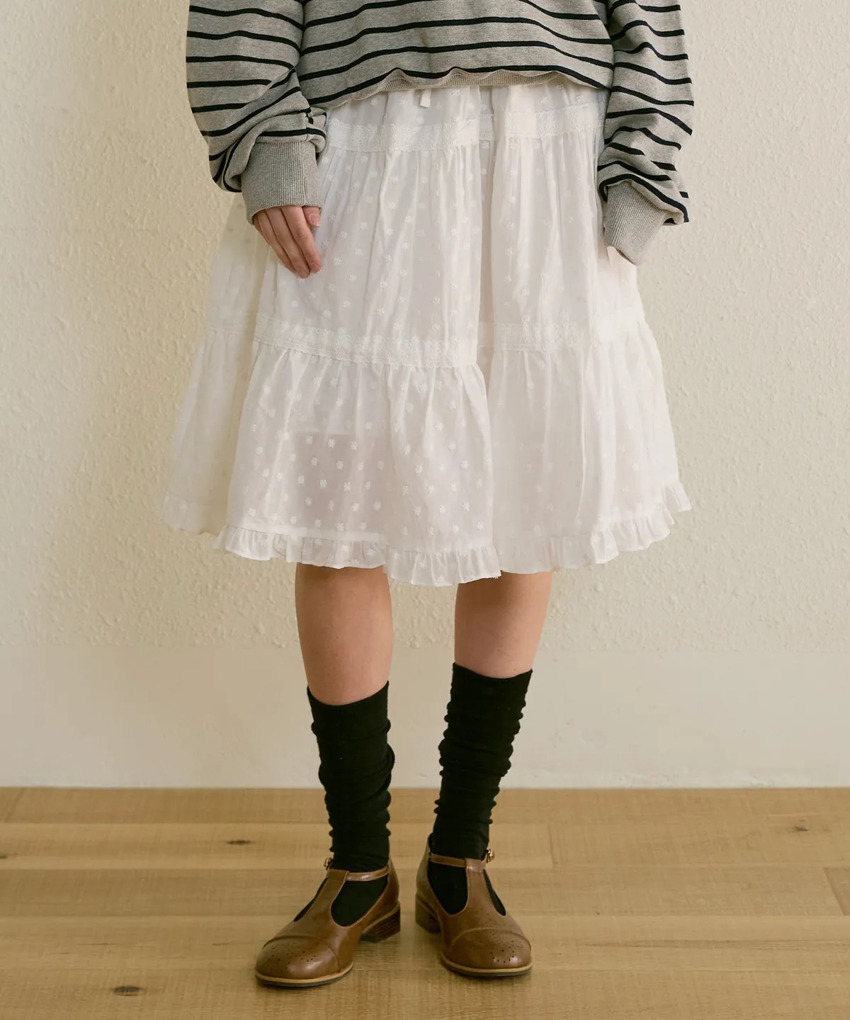 Letter From Moon Flower Lace Cancan Midi Skirt