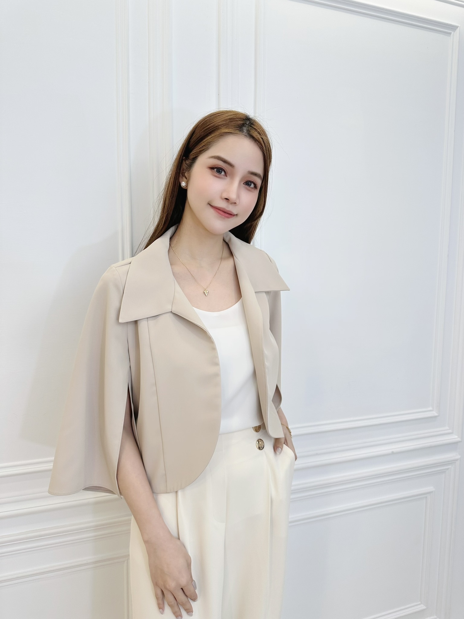 斗篷開衩袖外套