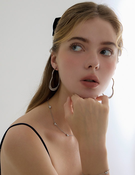 【鈦鋼】派對愛心大圈圈。針式耳環(銀)