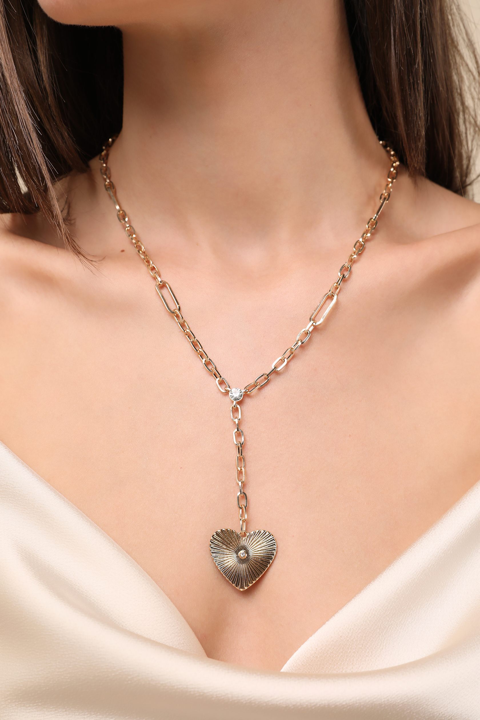 Lux Gold金色愛心垂墜水鑽項鍊