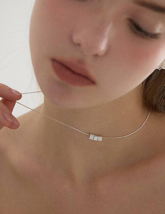 【925純銀】小方塊紋理項鍊