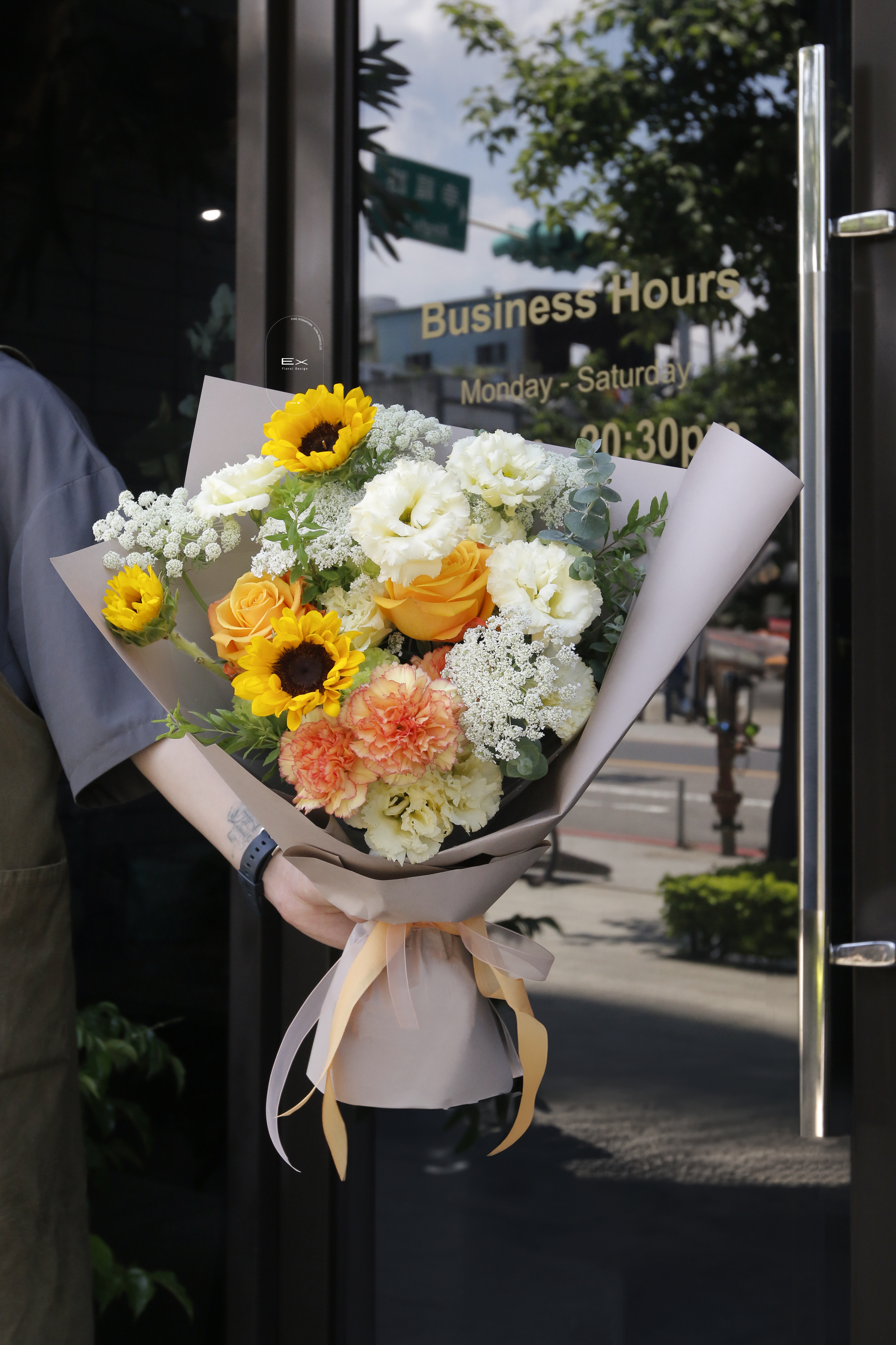 The Measure of Sunlight｜ Flower Bouquet