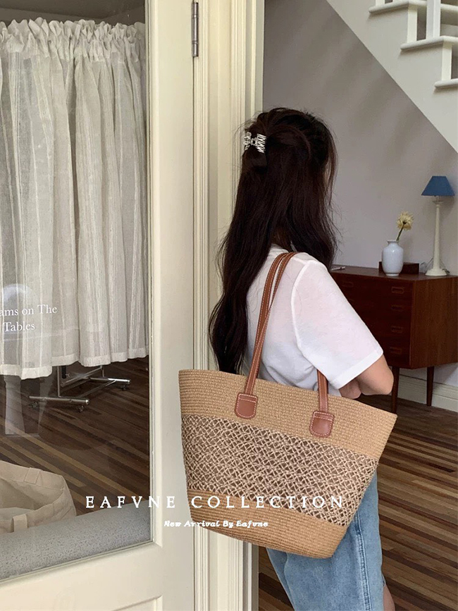 踏浪海邊嬉戲編織肩揹包-米白現貨