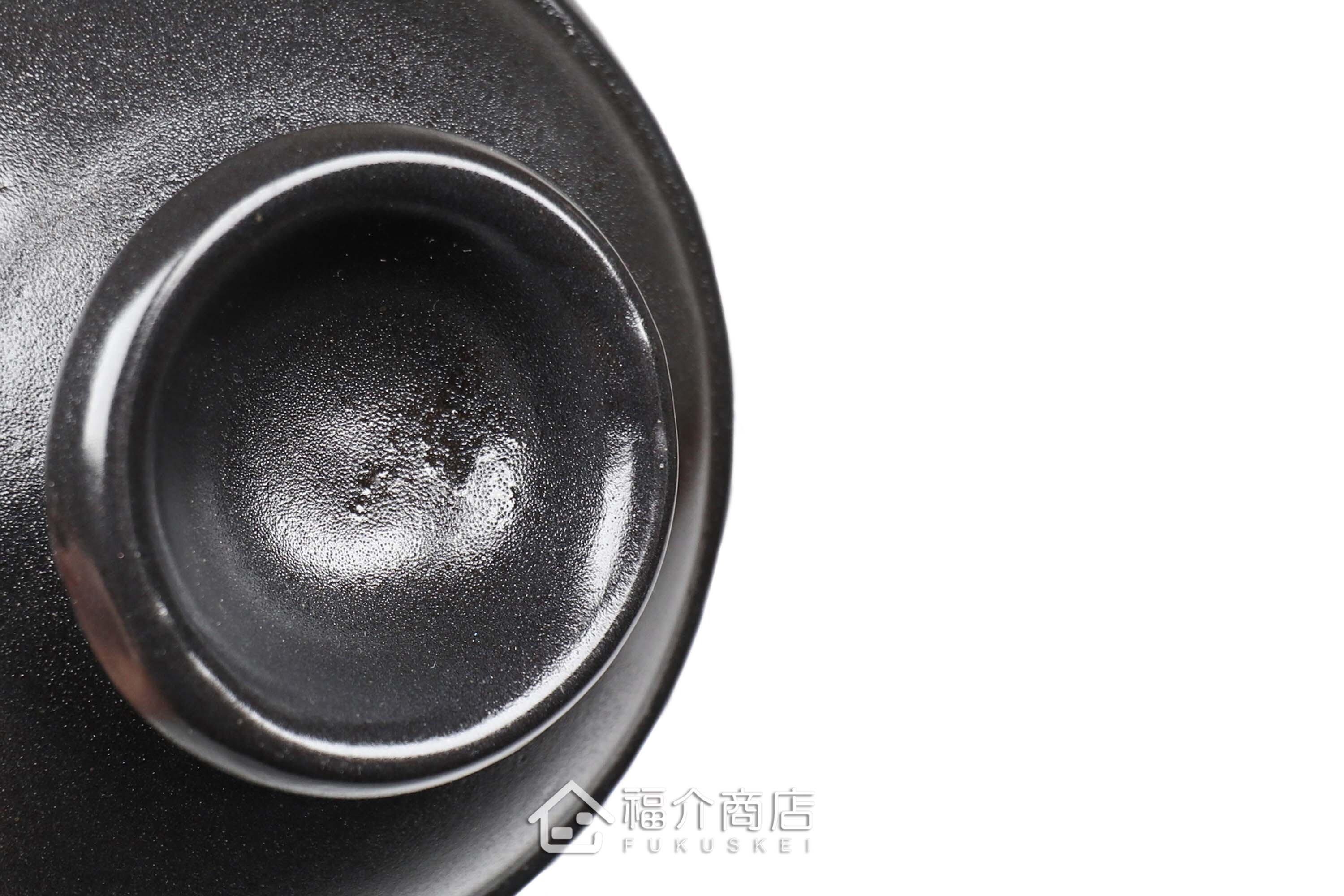 煮飯用陶瓷材質的飯鍋