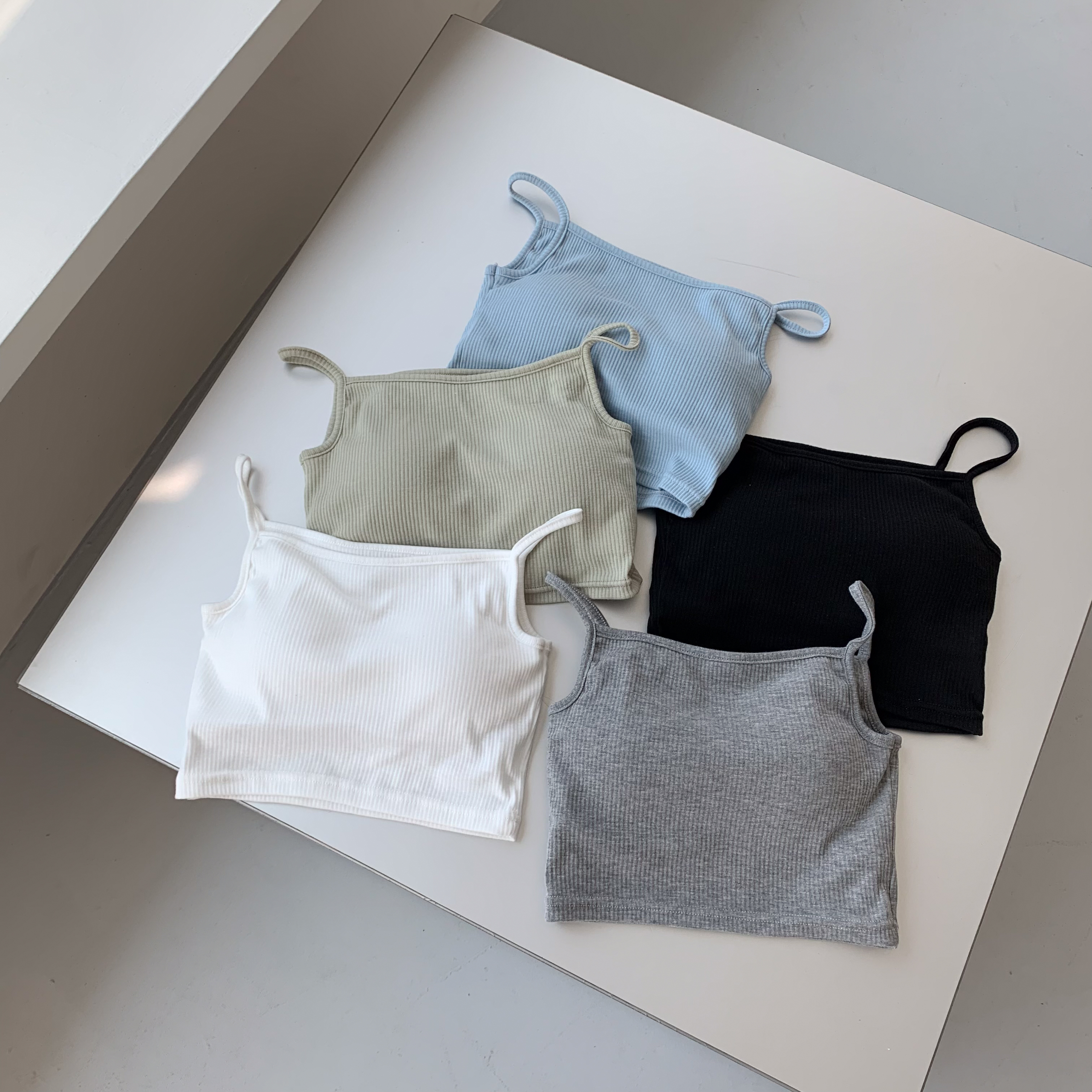 ISA_【ISA MADE】戀愛小蠻腰坑條細肩bra top_54083