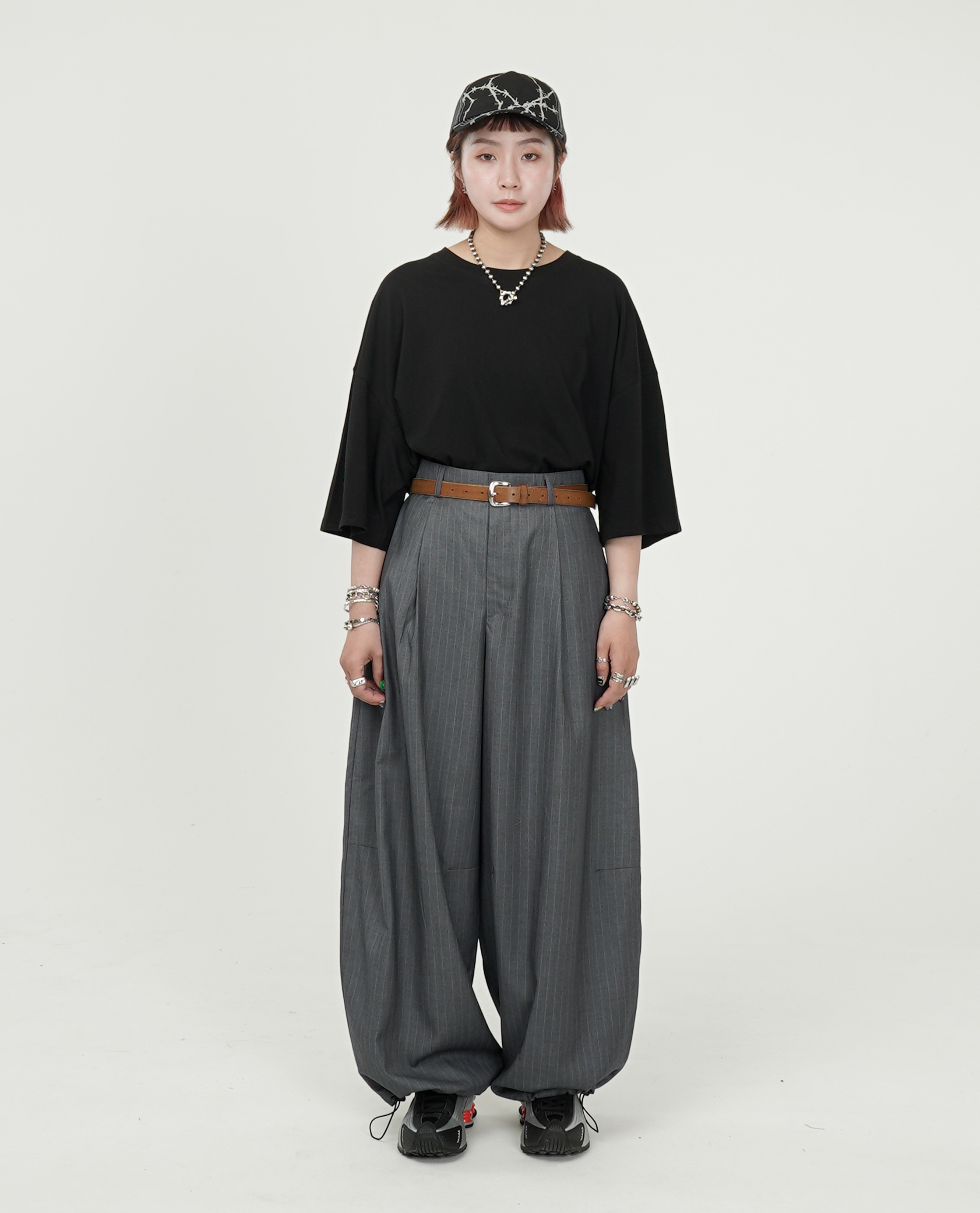 細直紋下可縮寬西裝褲