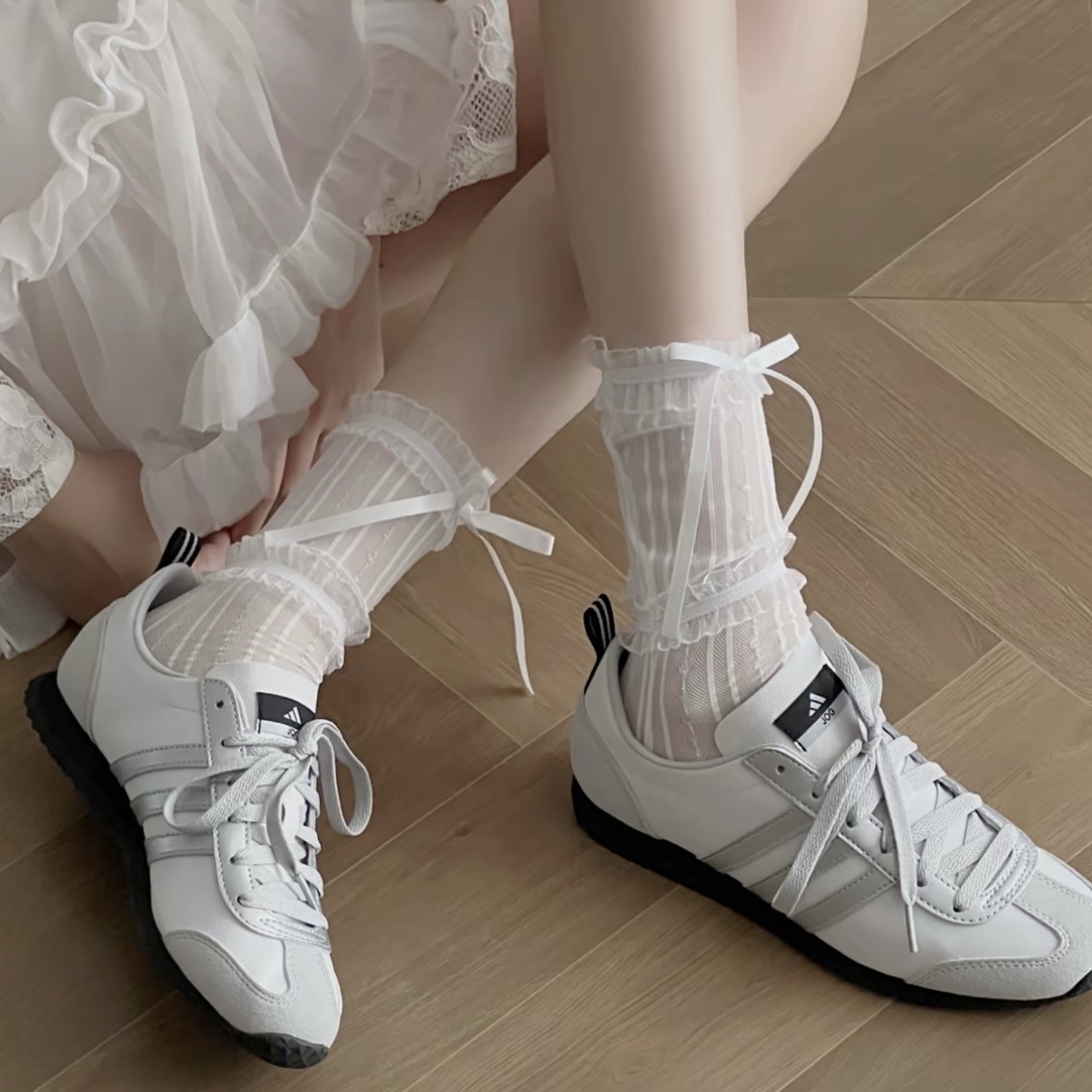 ADIDAS VS JOG 2.0 白銀 灰色 金屬銀 低飽和色系 男女同款 中性鞋 休閒 愛迪達 JR4653