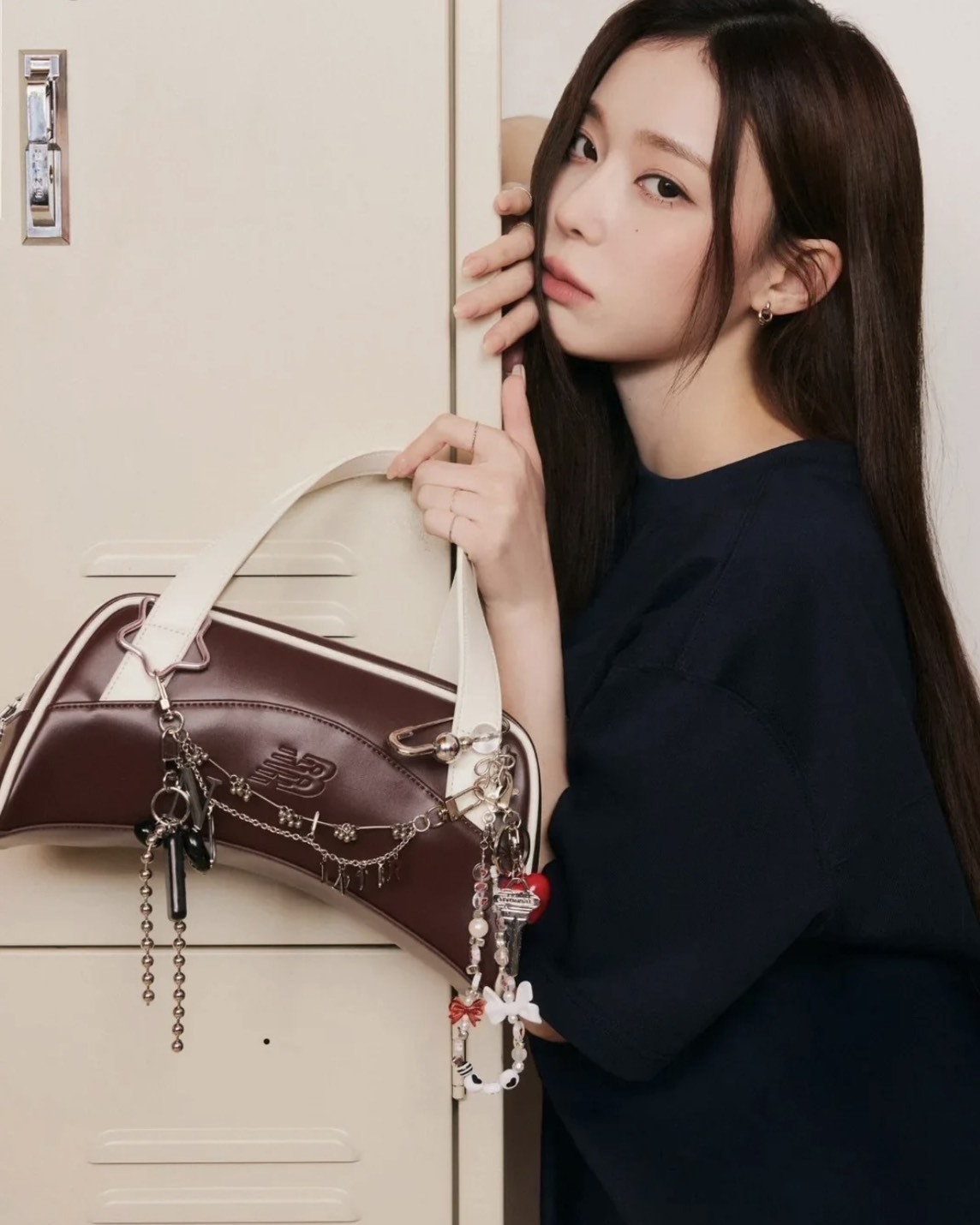 【現貨】<韓國限定> New Balance Track 亮面 手提包