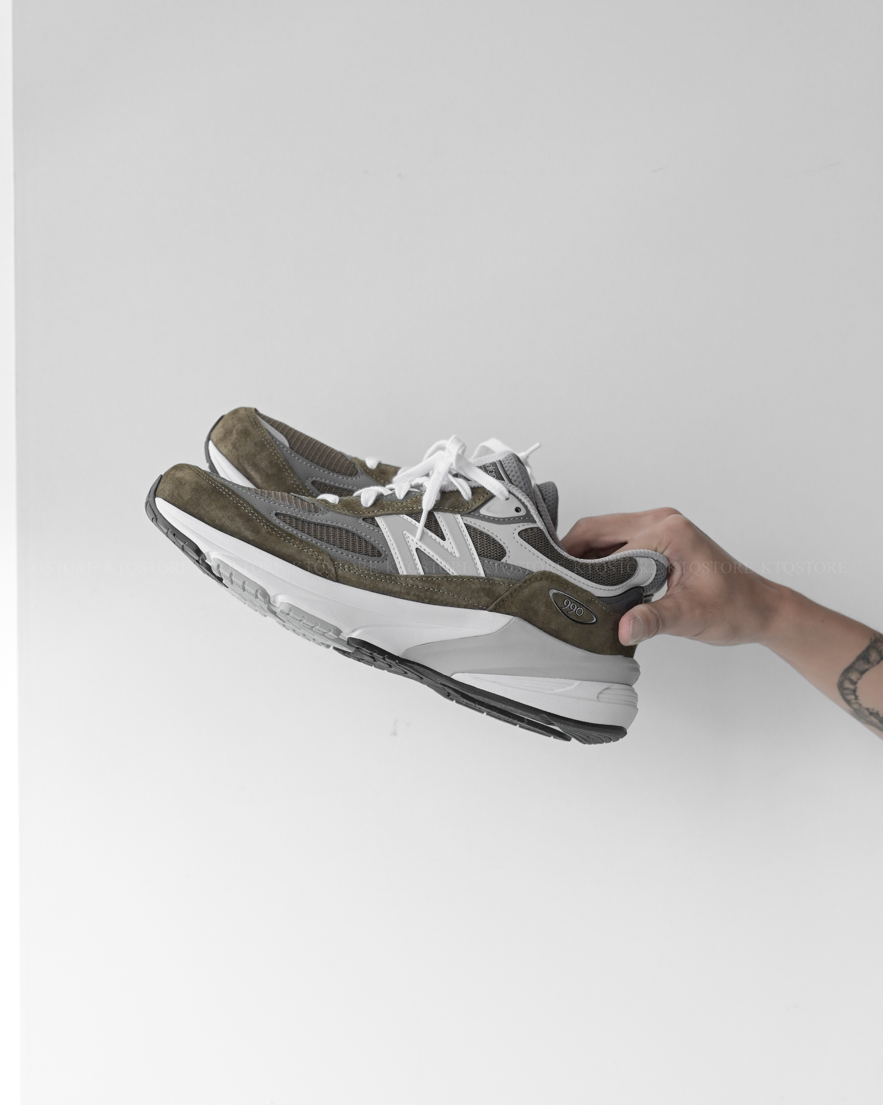 KTQ STORE ‧ New Balance Made in USA 990v6 "Olive" 墨綠 U9900G6