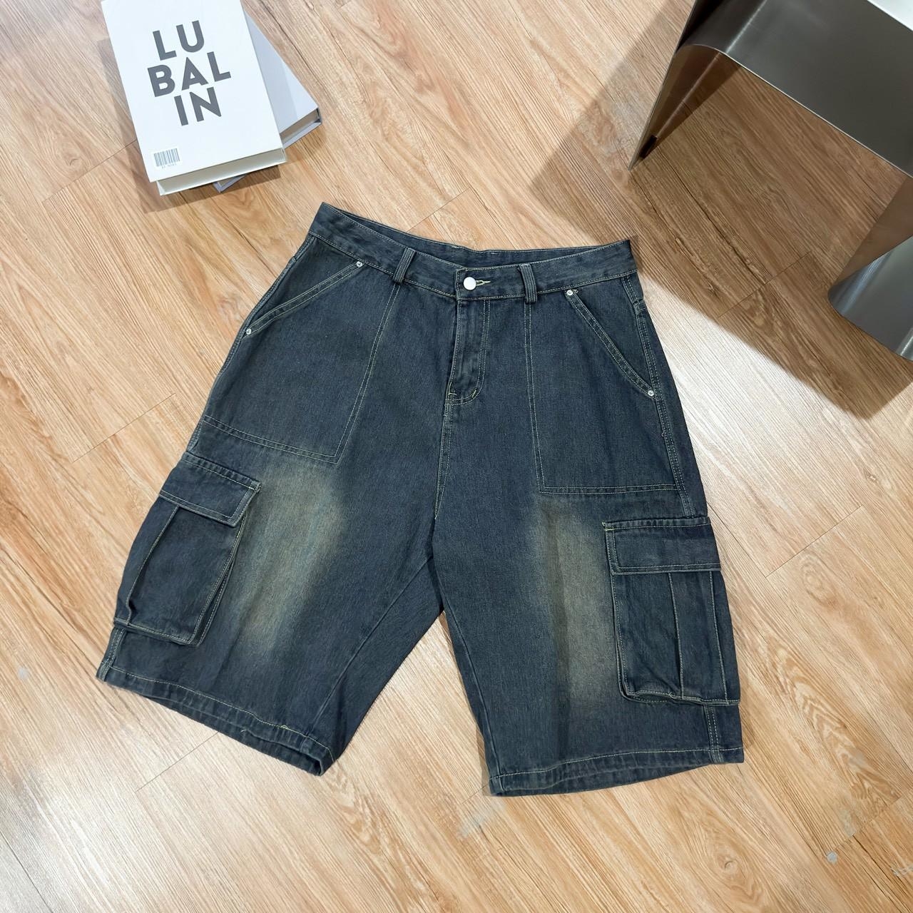 韓國短褲 鉚釘工裝仿舊六分牛仔短褲 80886