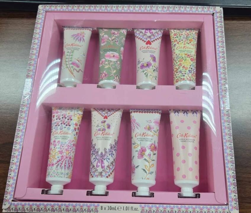 CATH KIDSTON APPLE BLOSSOM HAND CREAM SET (30ml x 8) EXP : 2026年11月28日 (清貨價貨品，不設退換) (AT5 575)