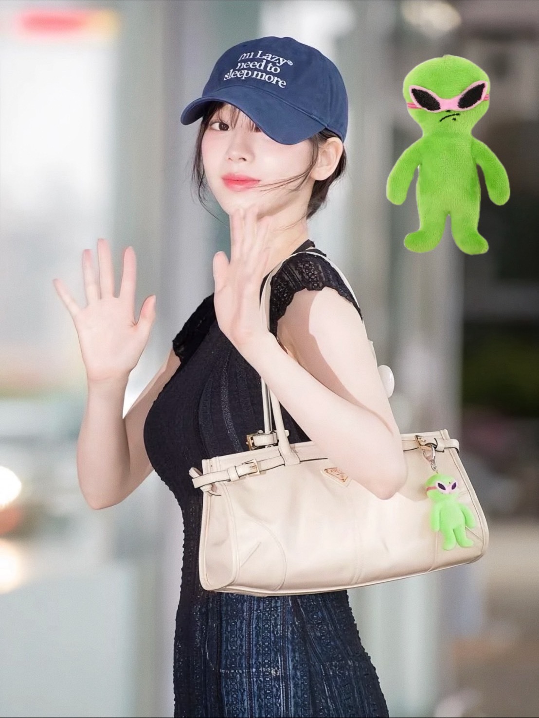 HOODHOOD 外星人玩偶鑰匙圈吊飾 KARINA/金桐儇同款