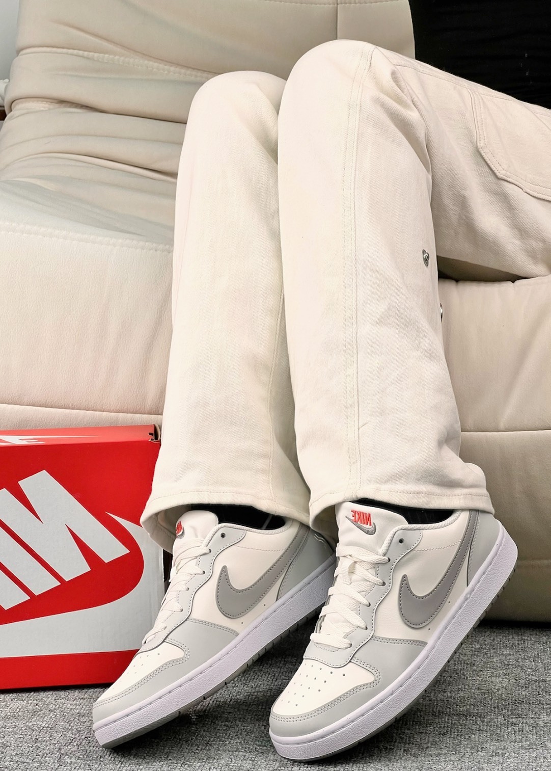 NIKE COURT BOROUGH LOW 奶灰