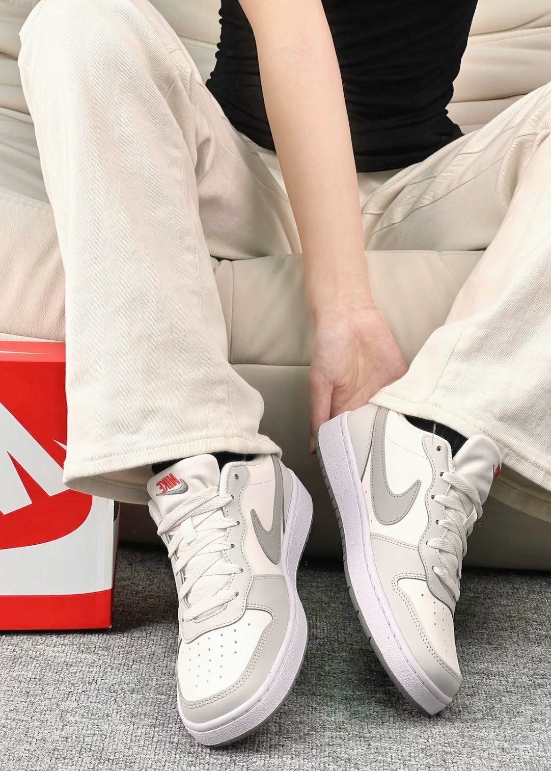 NIKE COURT BOROUGH LOW 奶灰