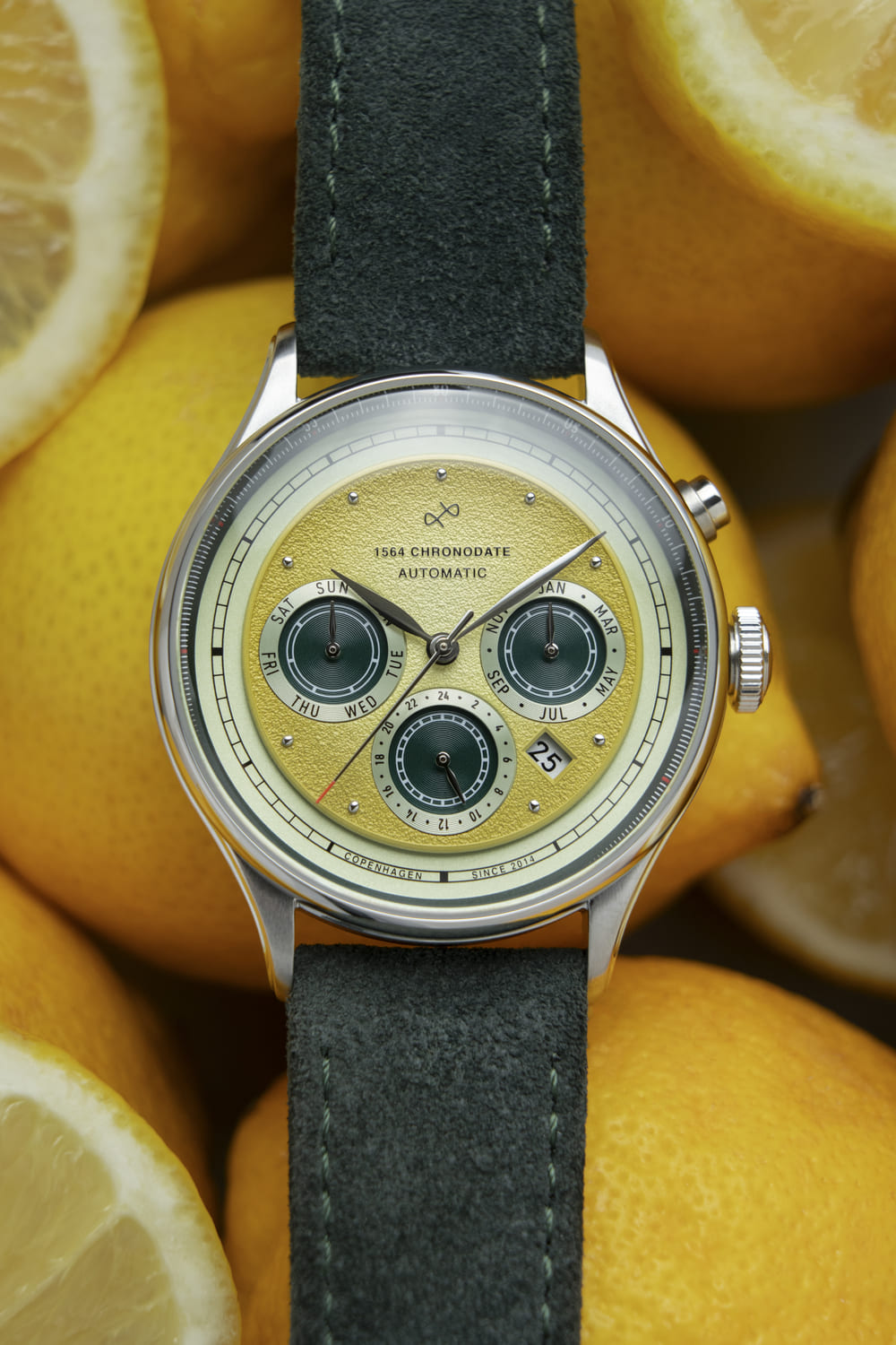 1564 Chronodate Automatic - Steel/Limoncello
