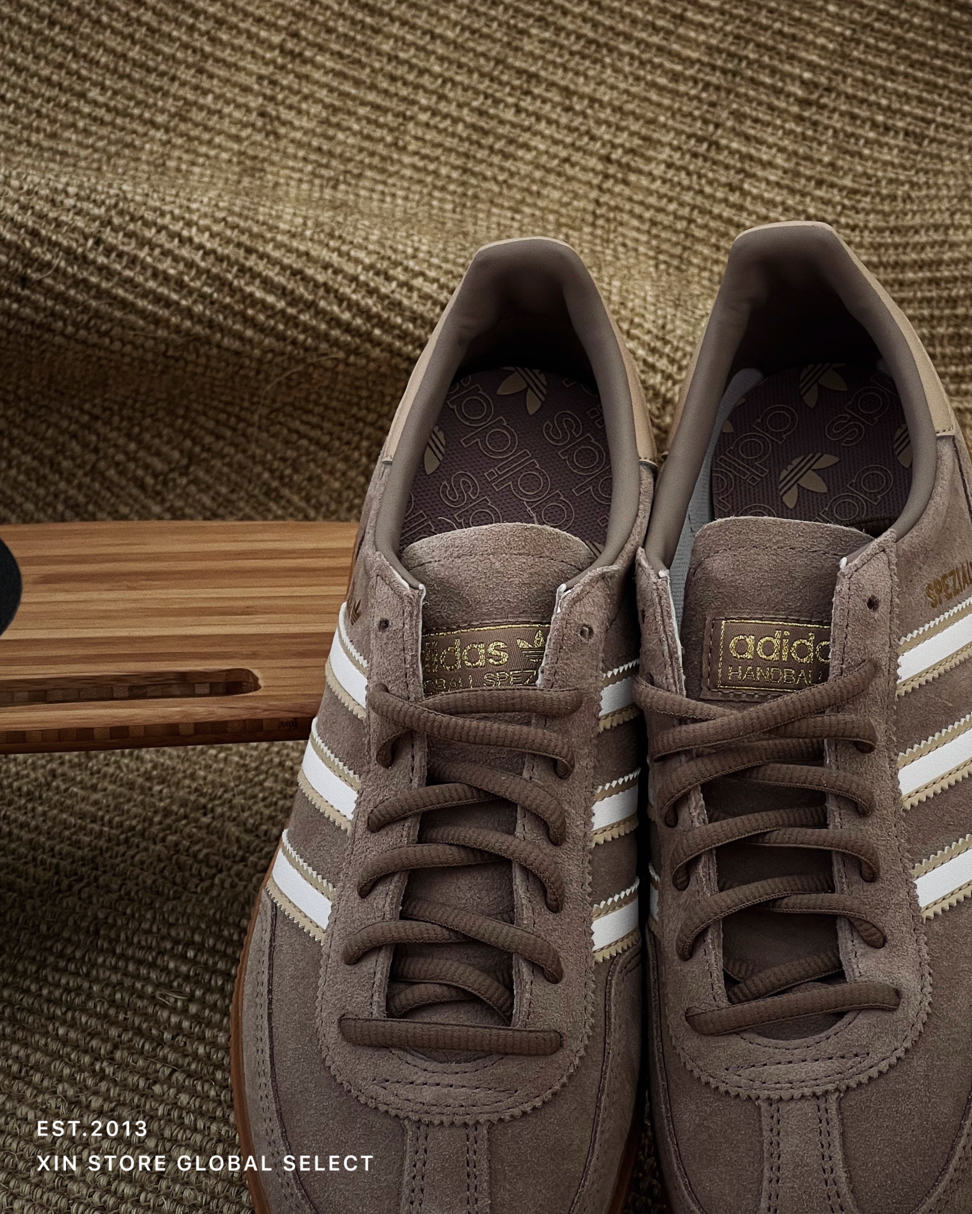 <現貨稀少❗>Adidas Handball Spezial 麂皮 焦糖底 德訓鞋 淺棕 灰褐