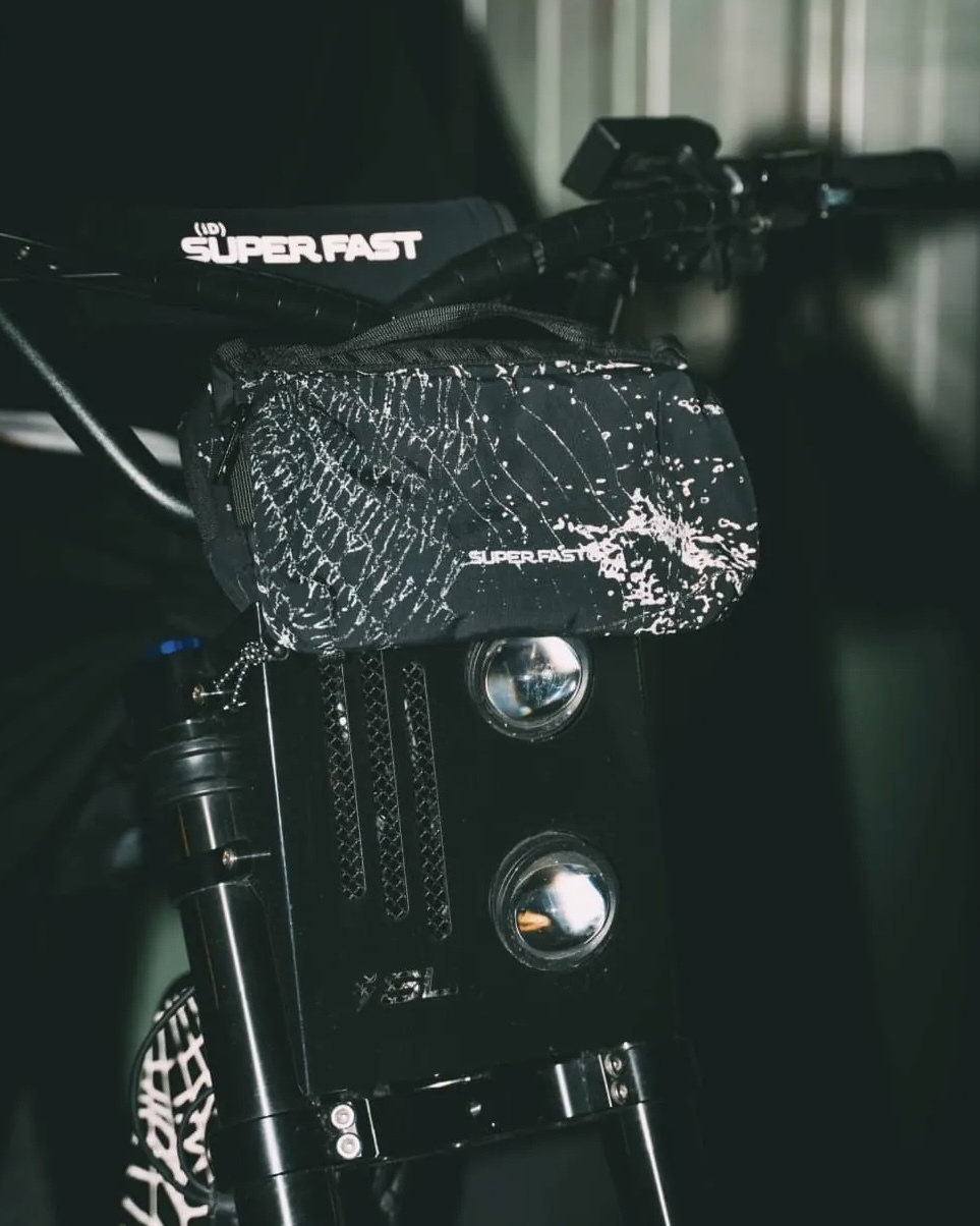 VIRUSWORLD x Superfast 3M SPIDE SLING BAG 聯名雙棲包蜘蛛網包