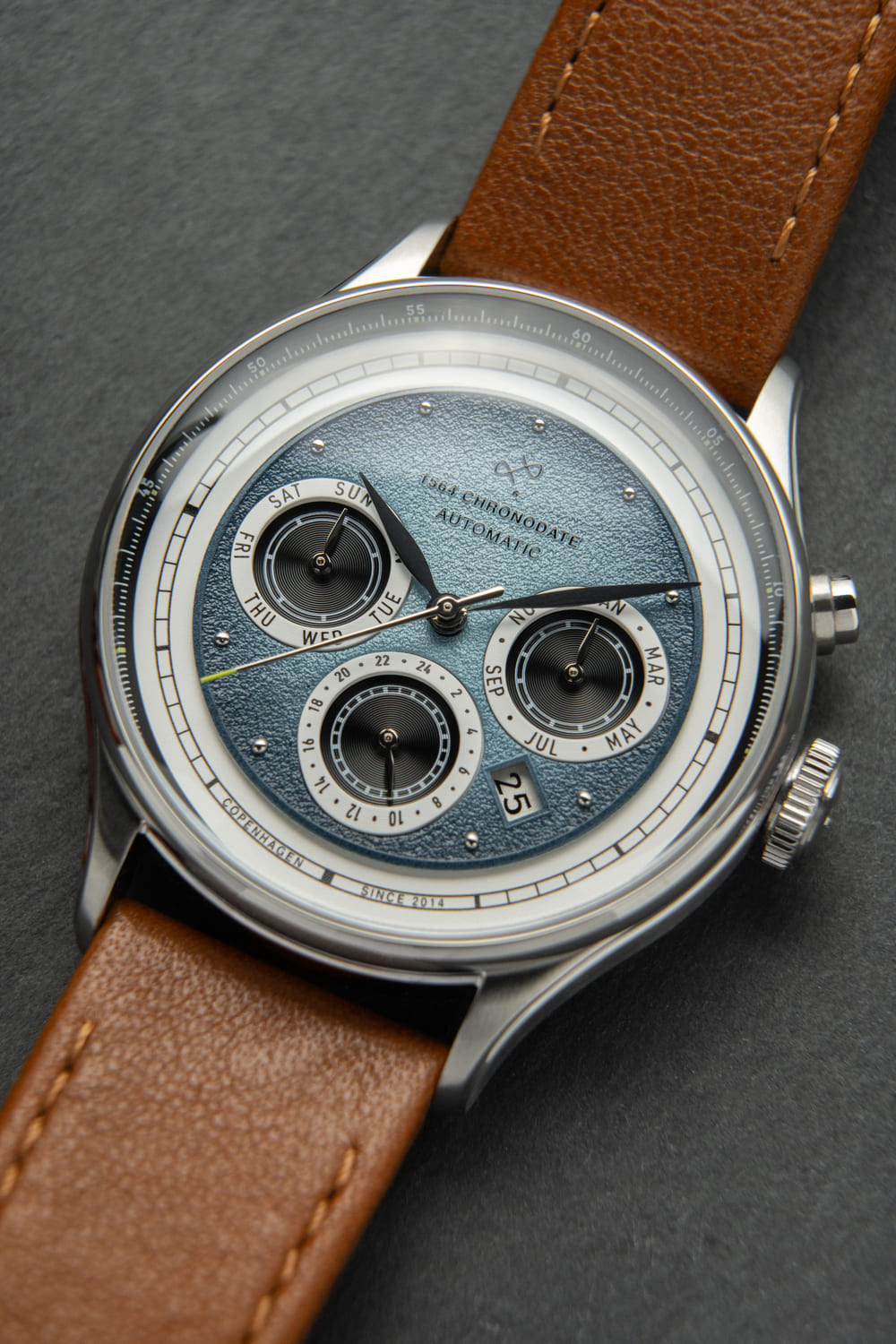 1564 Chronodate Automatic - Steel/Ice Blue