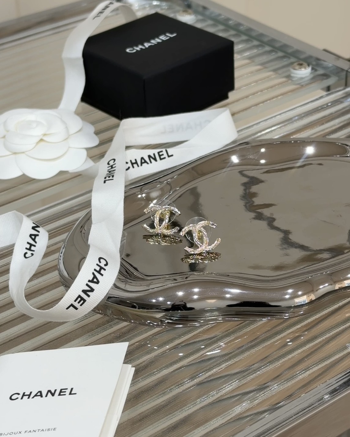 CHANEL｜雙C熔岩耳環 金色