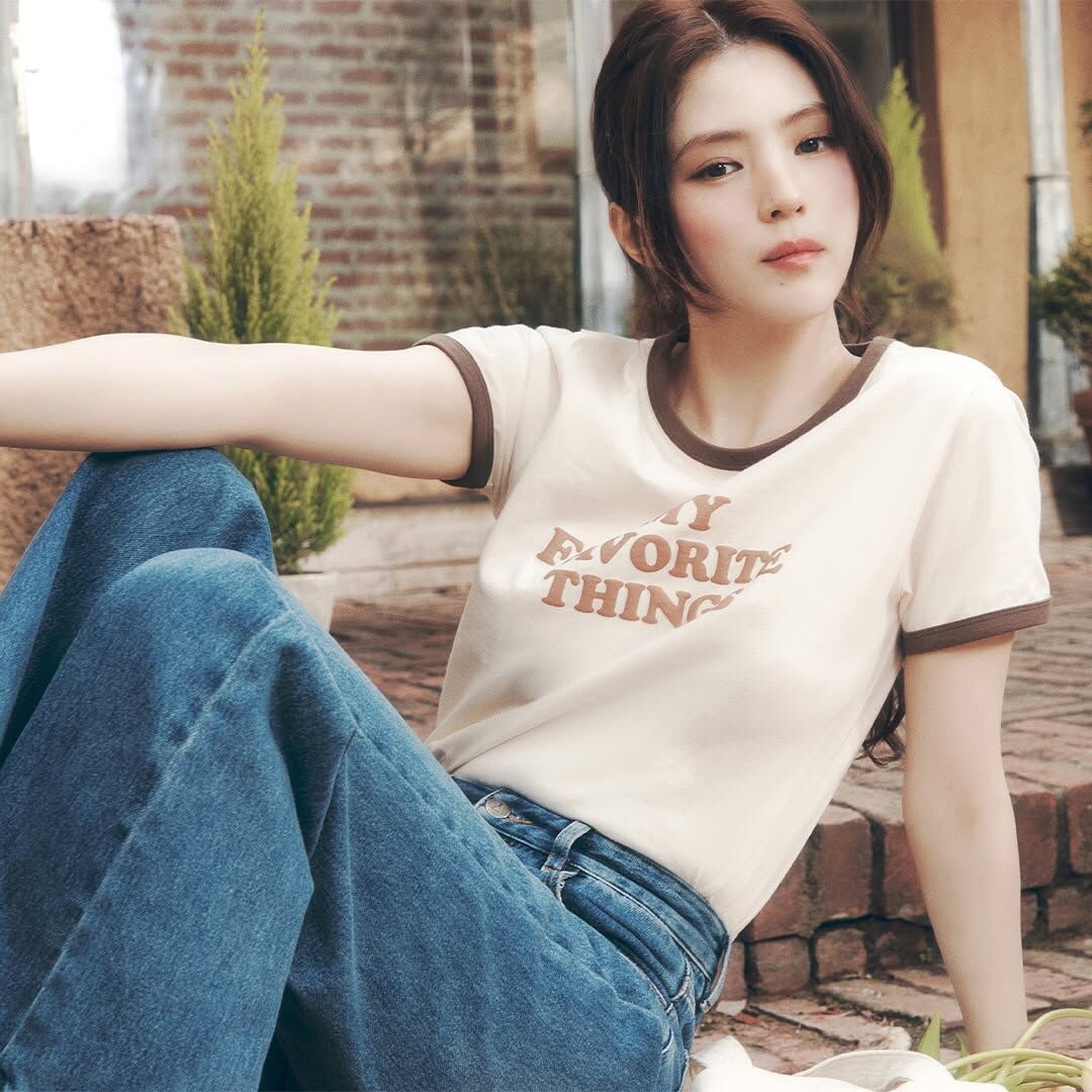 FILA "MY FAVORITE THINGS" 滾邊設計 短T 短袖 貼身 韓韶禧同款 女款 / 預購