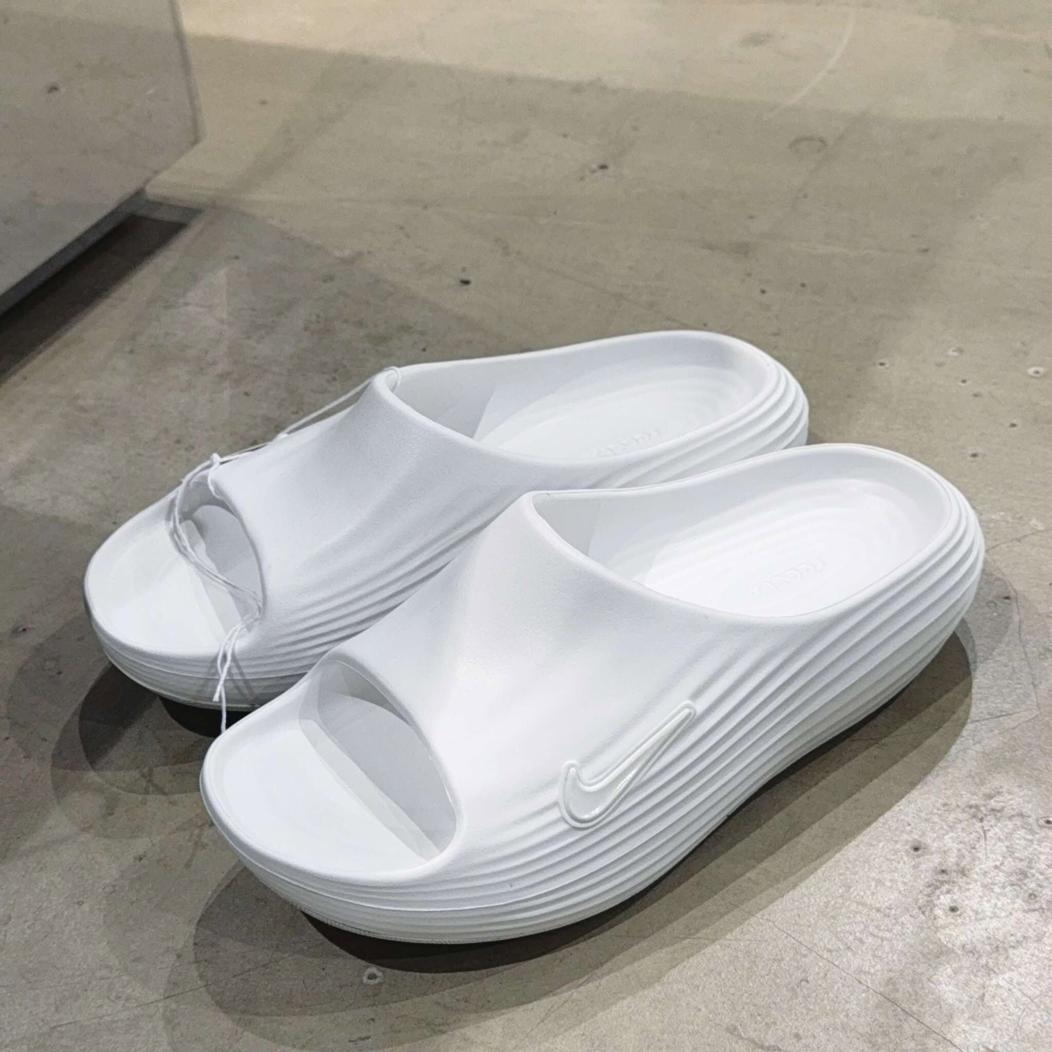 Nike ReactX Rejuven8 Slide 純淨白 橡膠底 防水 拖鞋 女款 hv4484-100