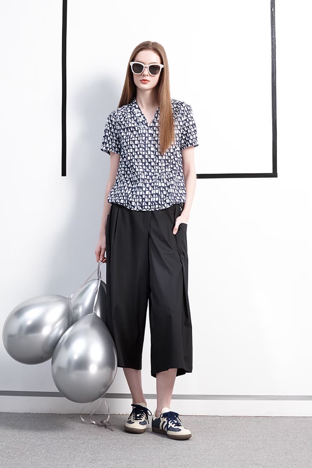 OL韓版時尚個性打摺疊式大口袋造型修身顯瘦褲裙W6021