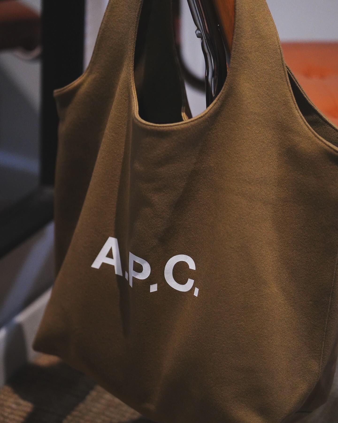 現貨|A.P.C. Ninon Tote TAN